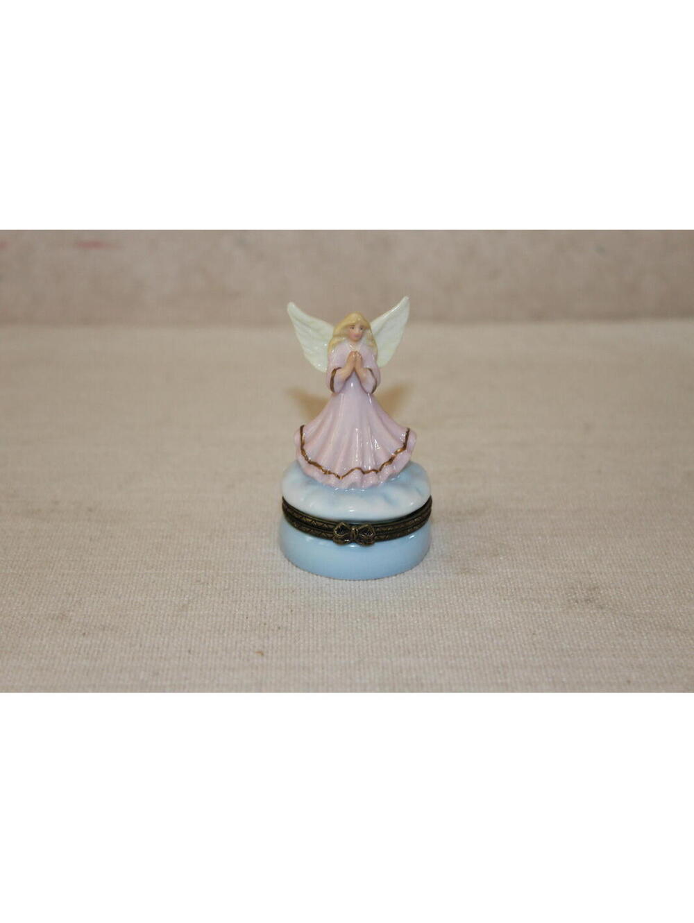 Vintage Praying Angel Trinket Box Porcelain Pill Box